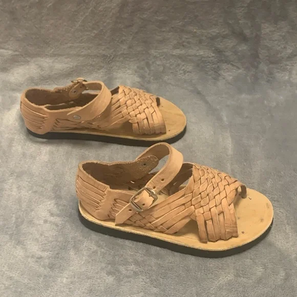 Boys brown Ankle Strap Open Toe sandals size 5.5 21 - Picture 2 of 7